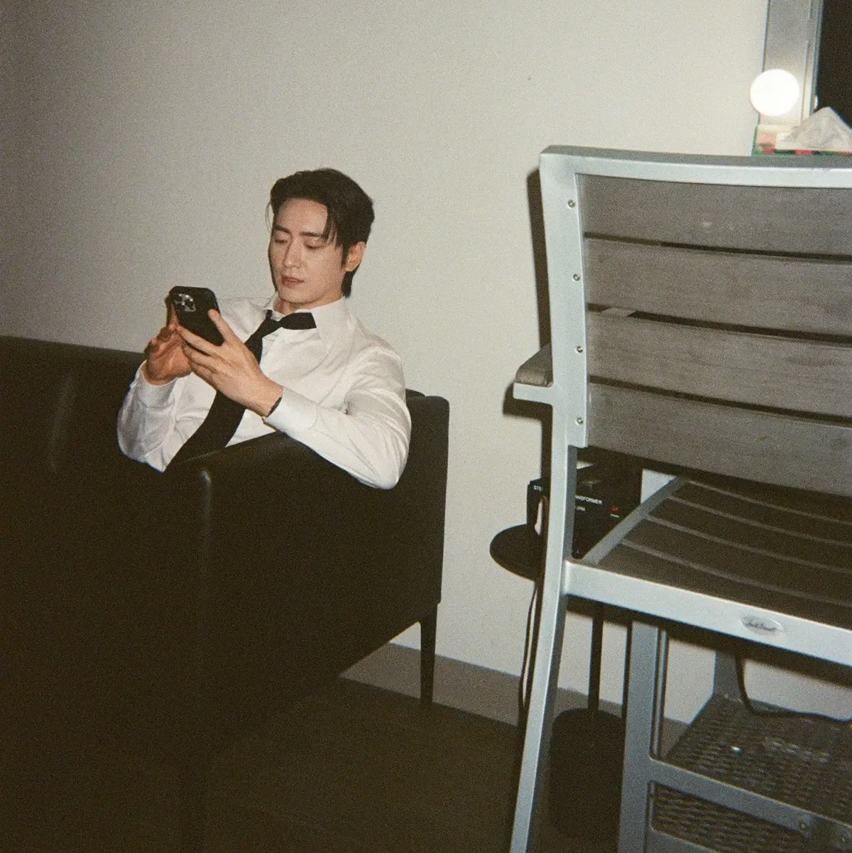 A moment captured by a fan of Lee Joonhyuk