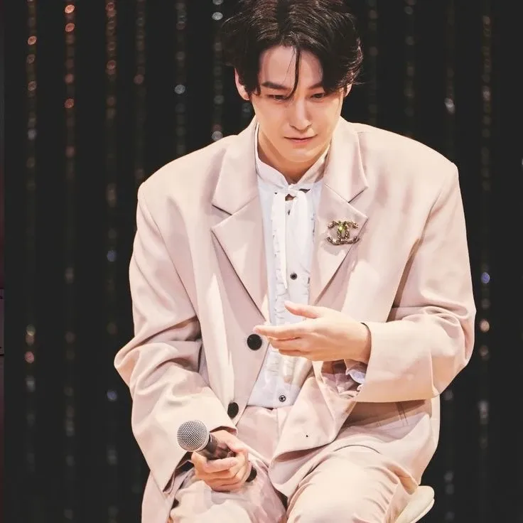Foto terbaru dari Kim Bum