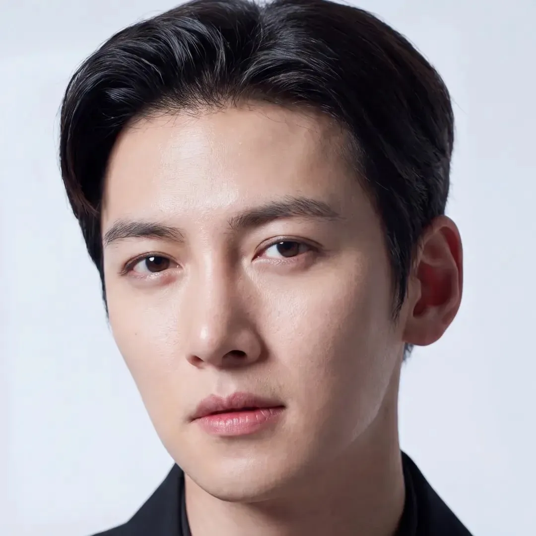 Behind-the-scenes cut of Ji Changwook