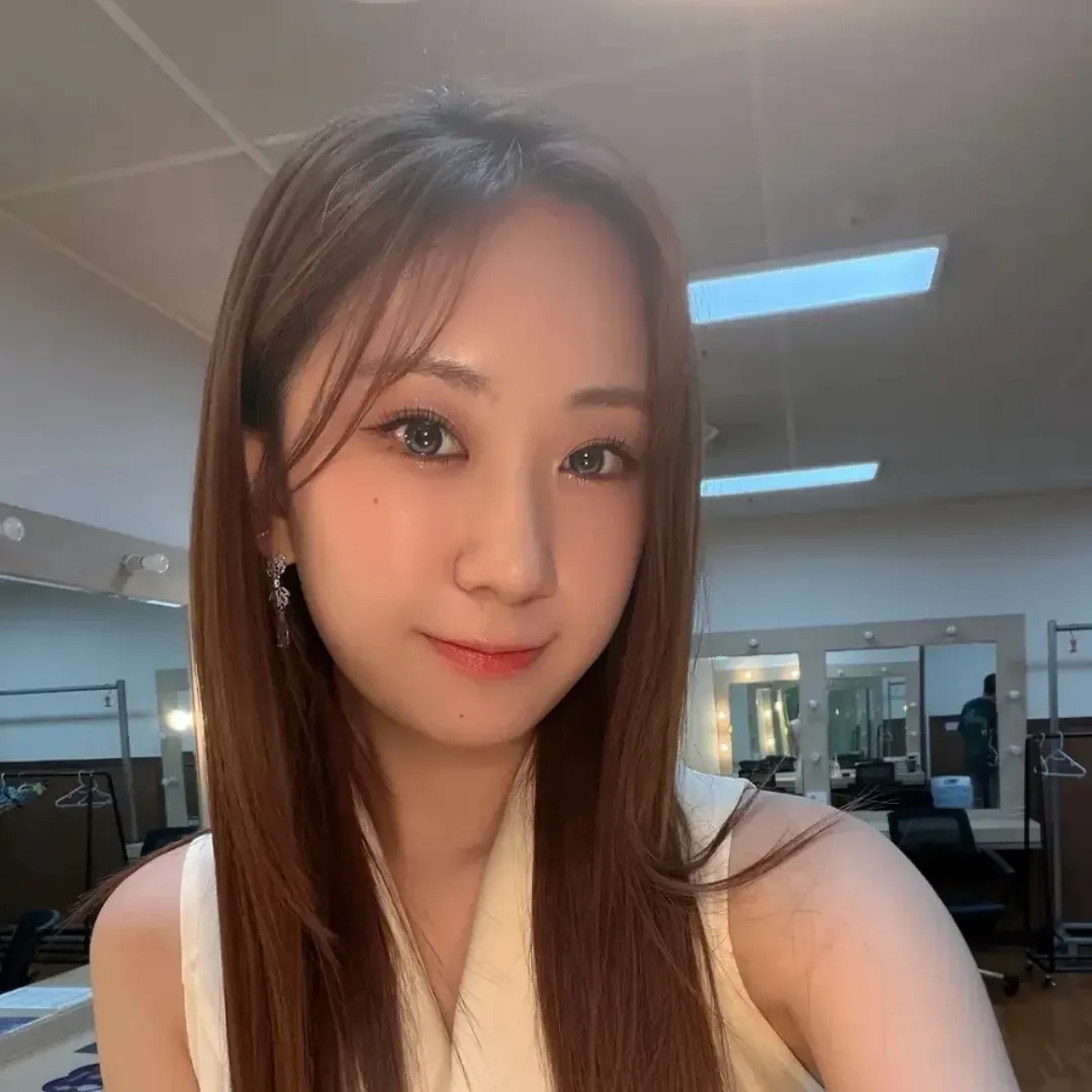 Foto kegiatan terbaru dari Jeon Yujin