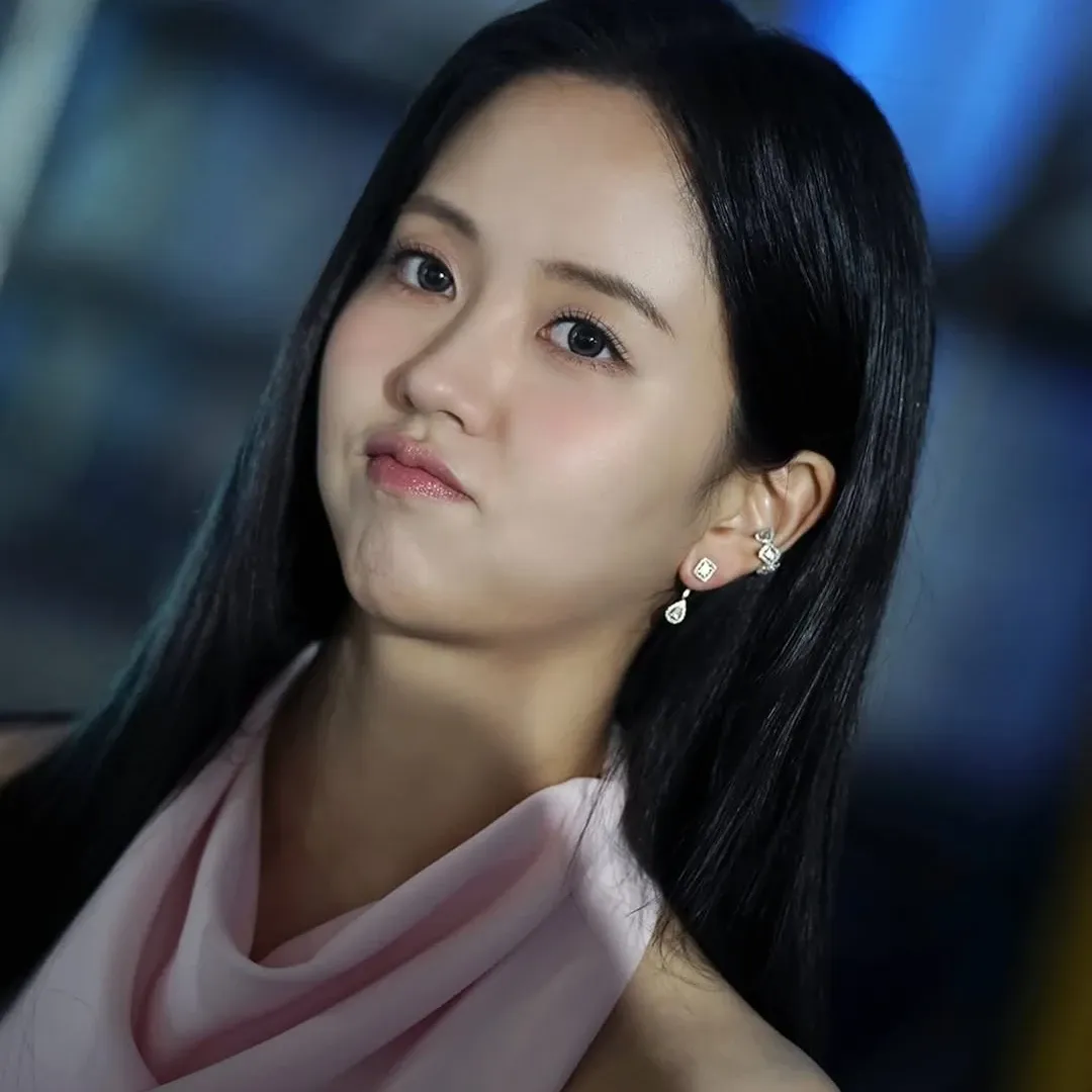 Recent activity shot of Kim Sohyun