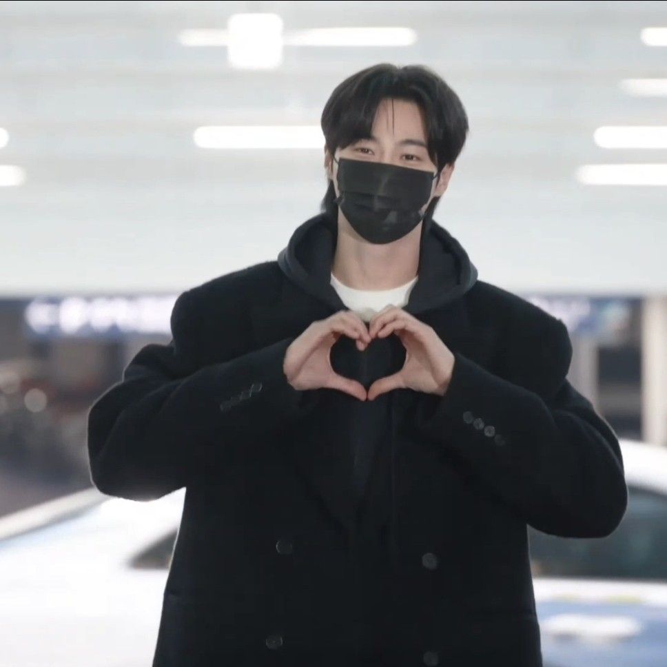 邊佑錫的近期活動照