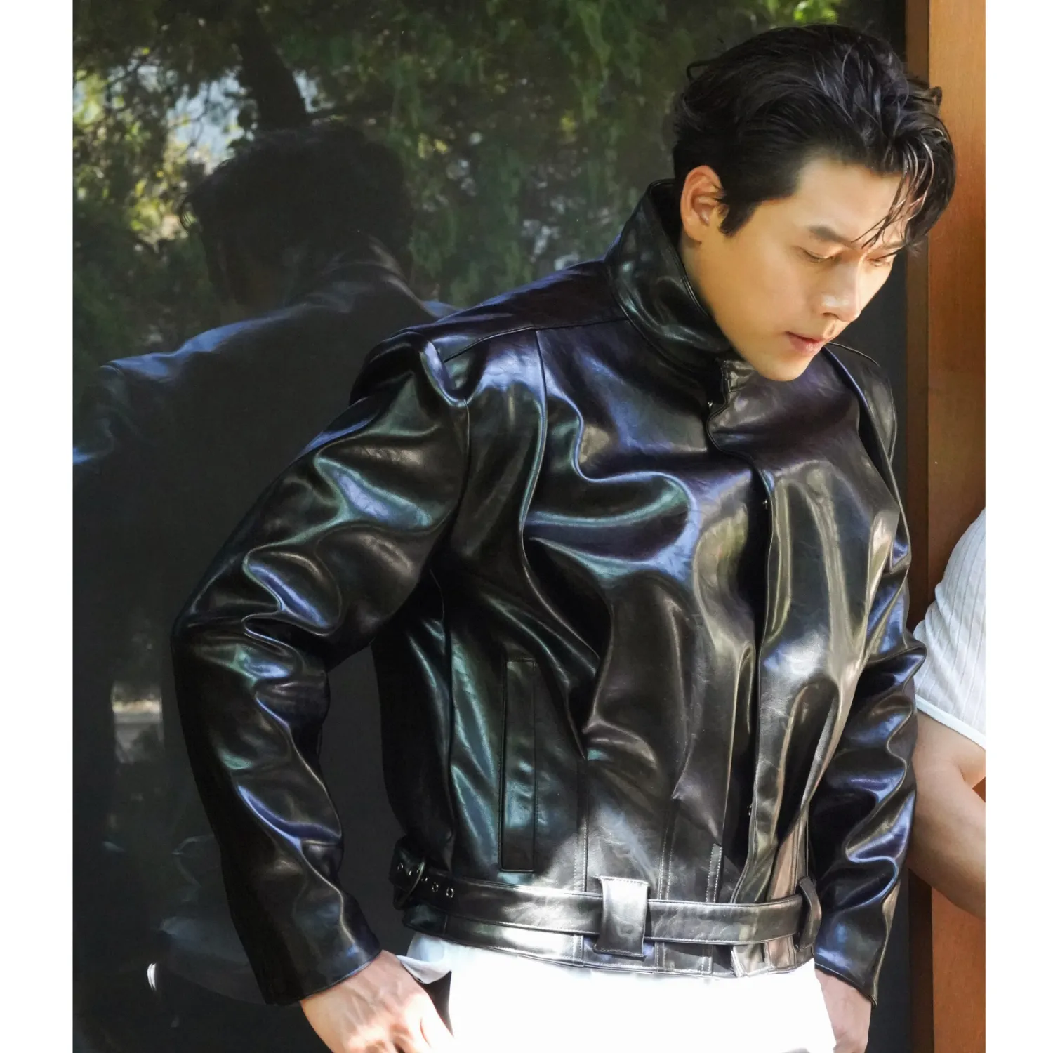 Momen yang diabadikan oleh penggemar Hyun Bin