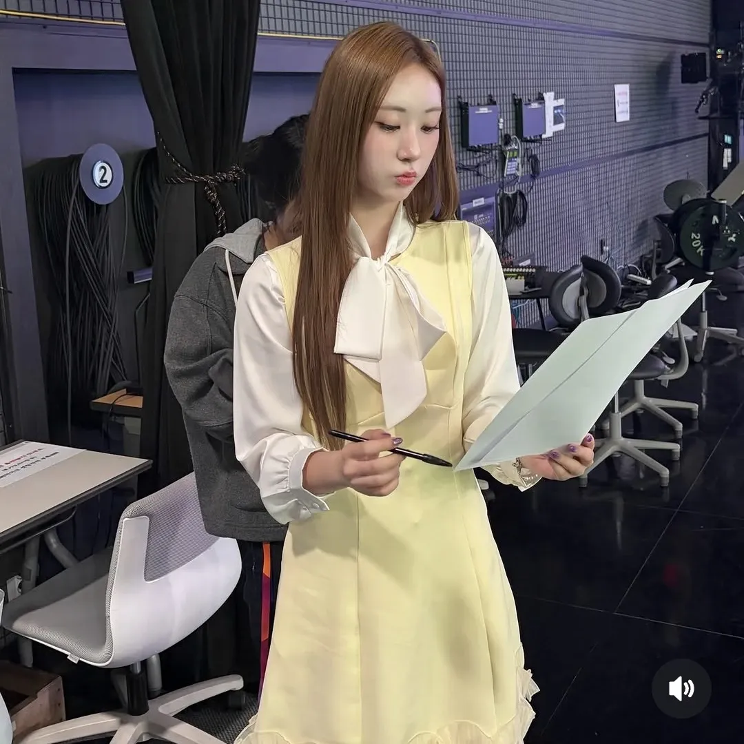A moment captured by a fan of Jeon Yujin