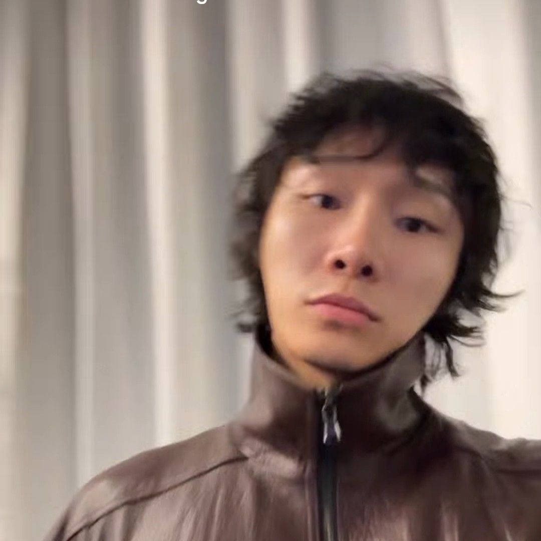 Behind-the-scenes cut of Ki Moogan