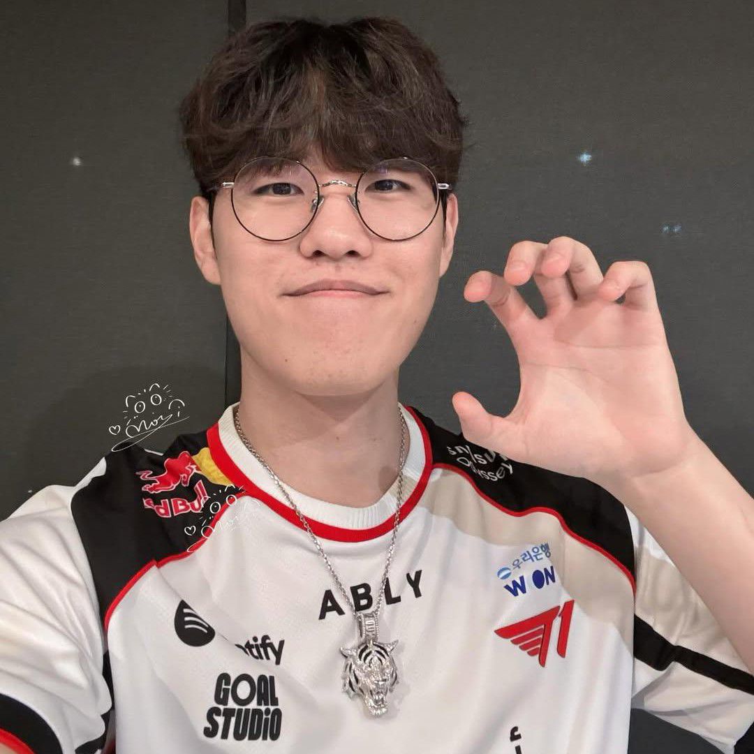 Momen yang diabadikan oleh penggemar Oner