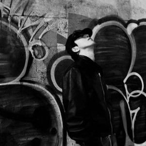 Behind-the-scenes cut of Nam Joohyuk