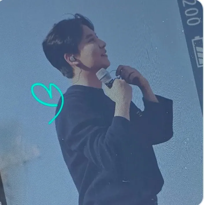 A moment captured by a fan of Kim Namgil