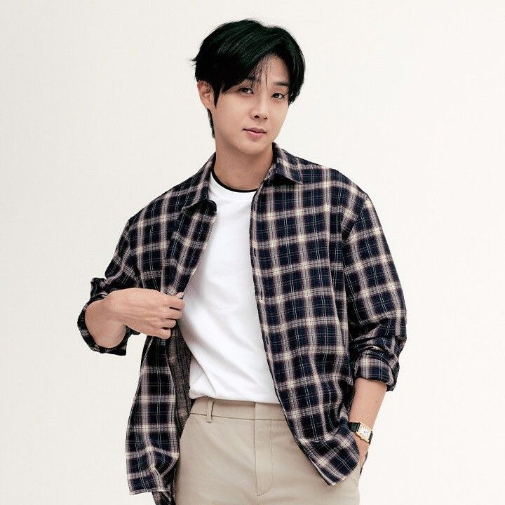 Latest photo of Choi Wooshik