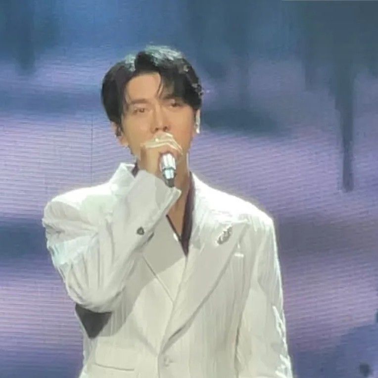 粉絲拍下的李昇基瞬間