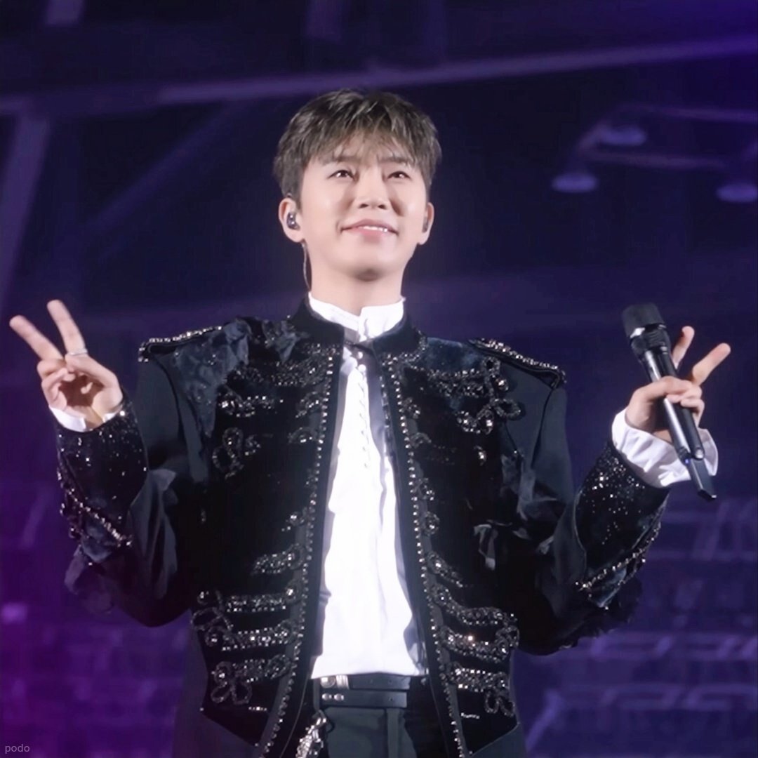 A moment captured by a fan of Lim Youngwoong