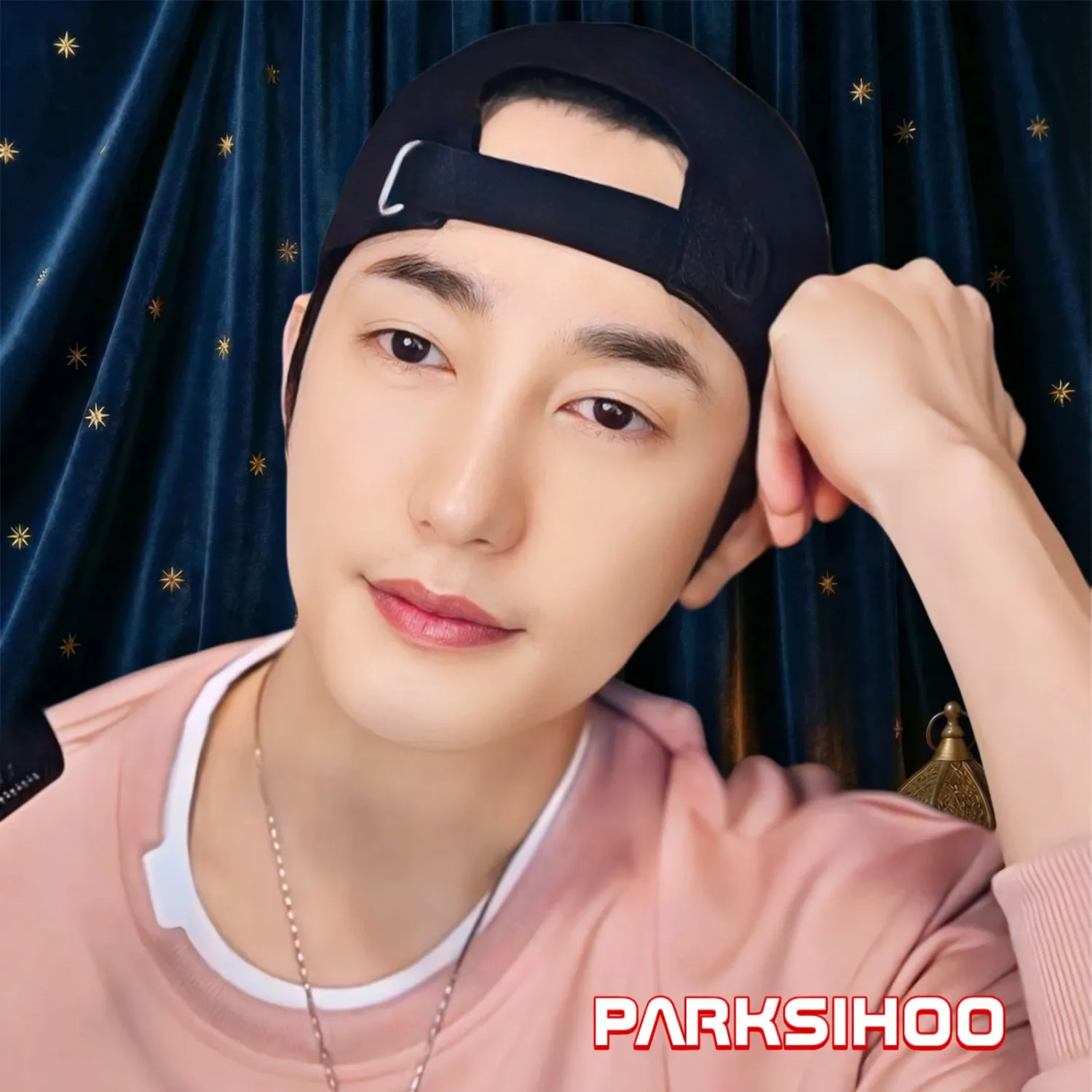 A moment captured by a fan of Park Sihoo