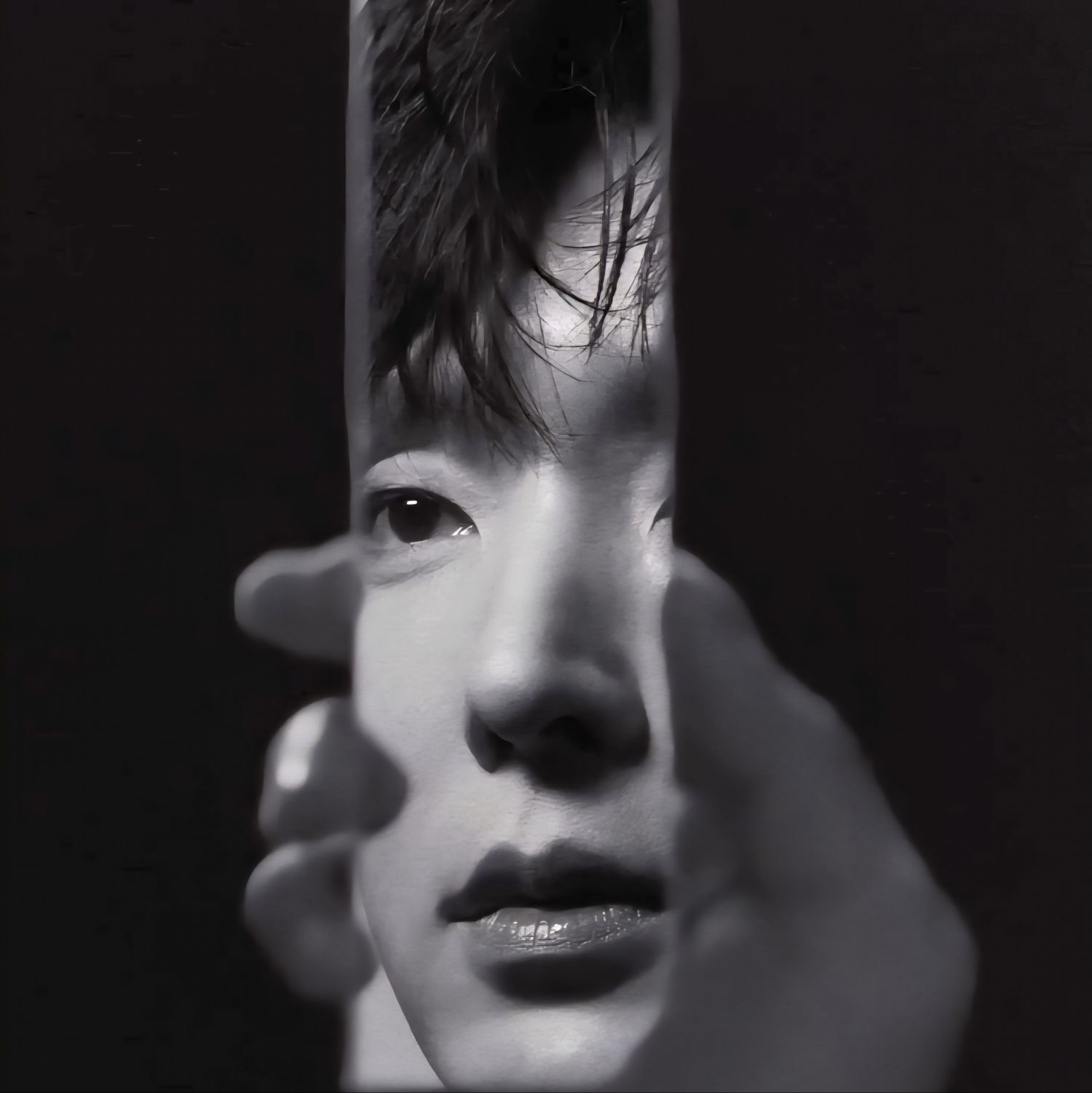 A moment captured by a fan of Lee Joongi