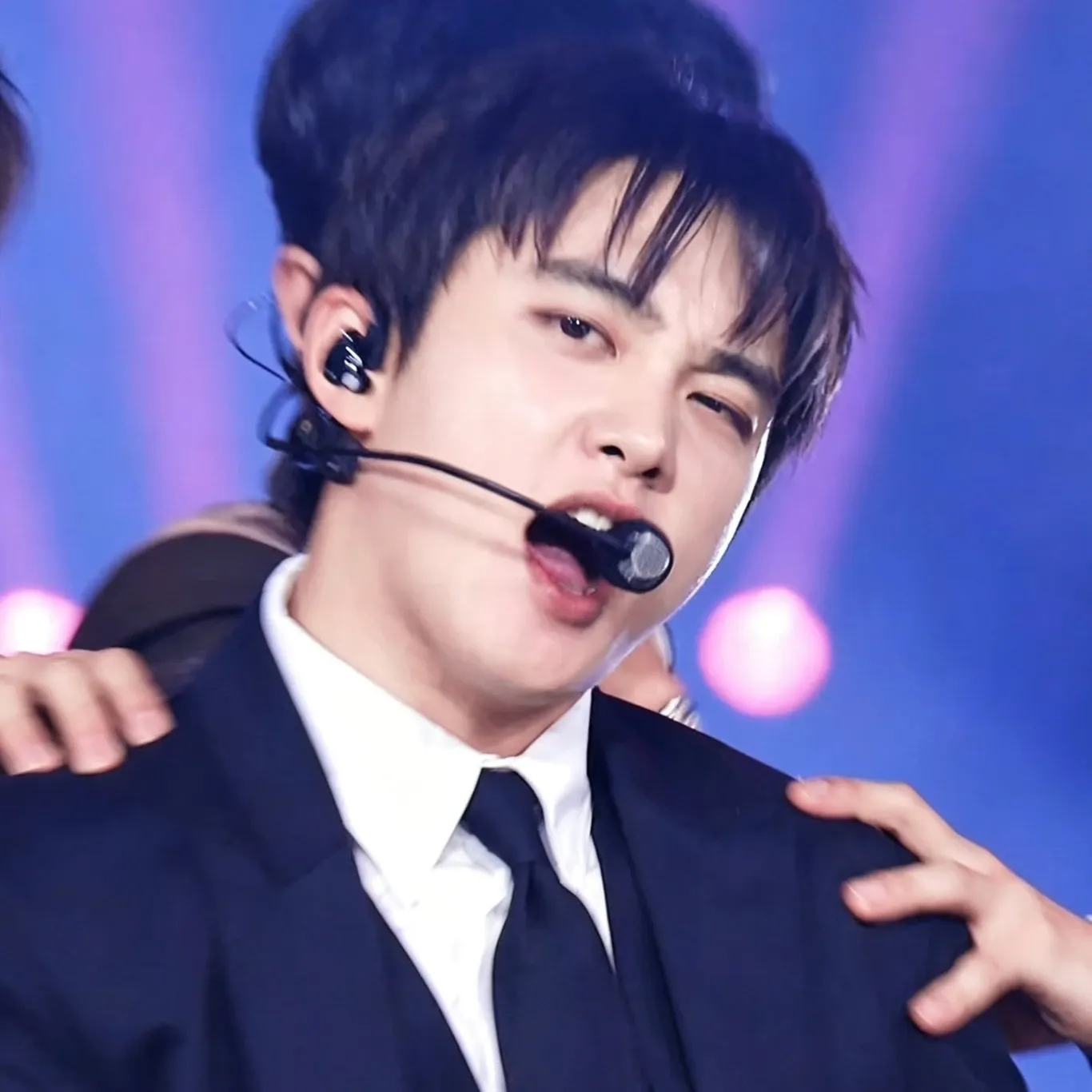Foto kegiatan terbaru dari Doh Kyungsoo (D.O.)