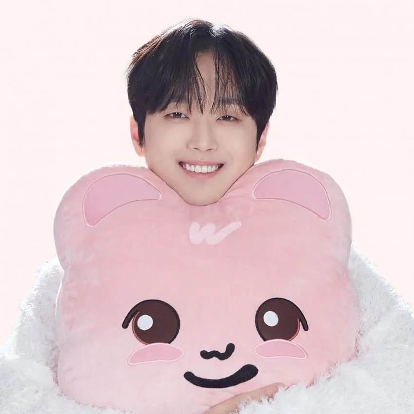 Foto terbaru dari Lee Chanwon