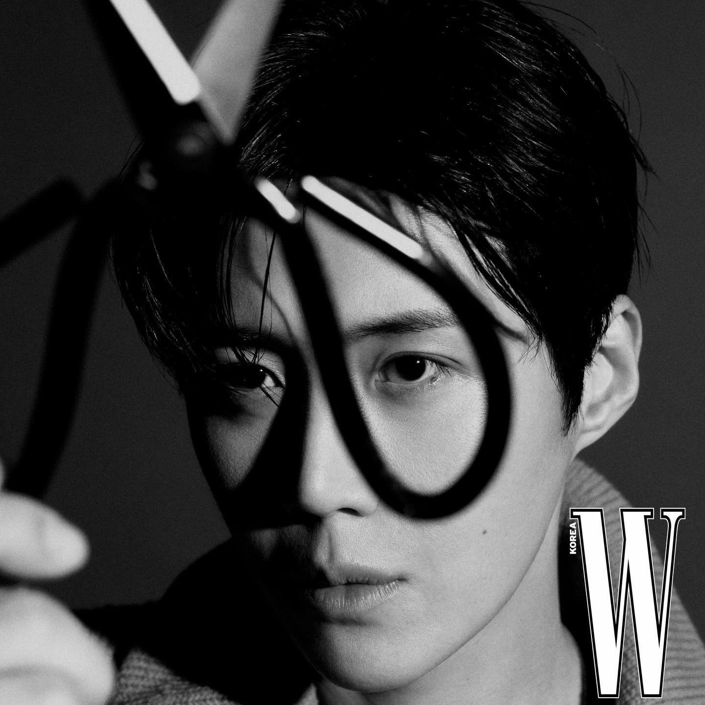 粉絲拍下的金宣虎瞬間