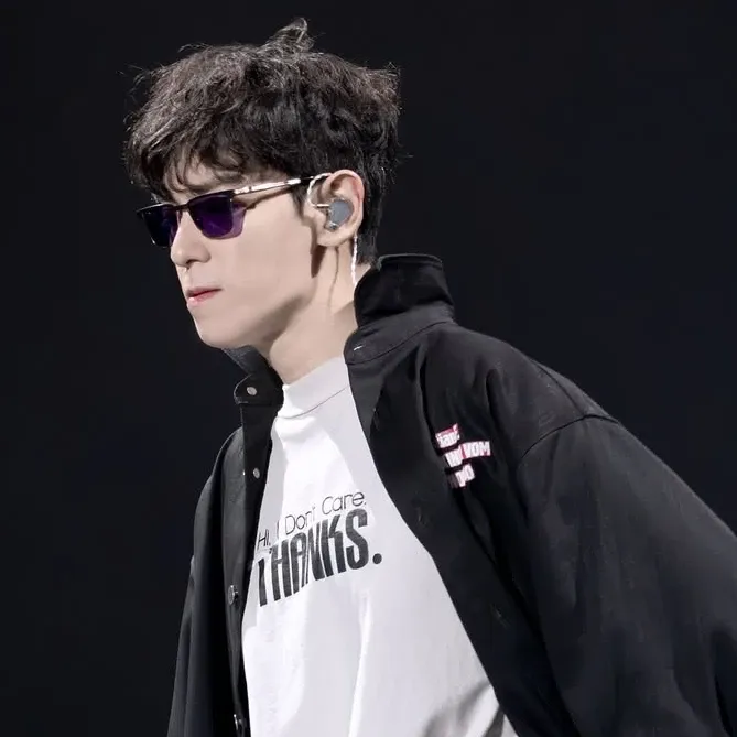 Latest photo of T.O.P