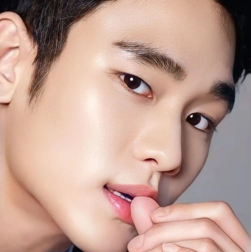 Momen yang diabadikan oleh penggemar Kim Soohyun