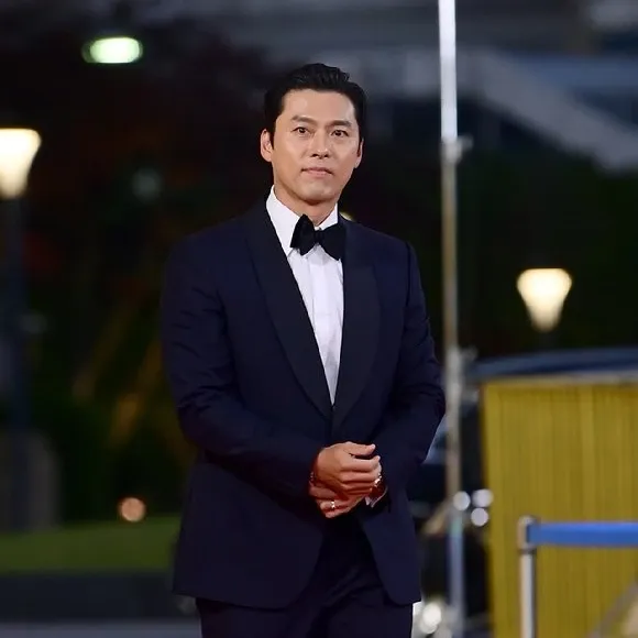 Foto kegiatan terbaru dari Hyun Bin