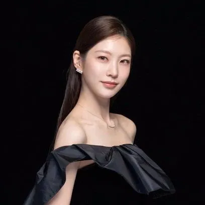 Recent activity shot of Gong Seungyeon