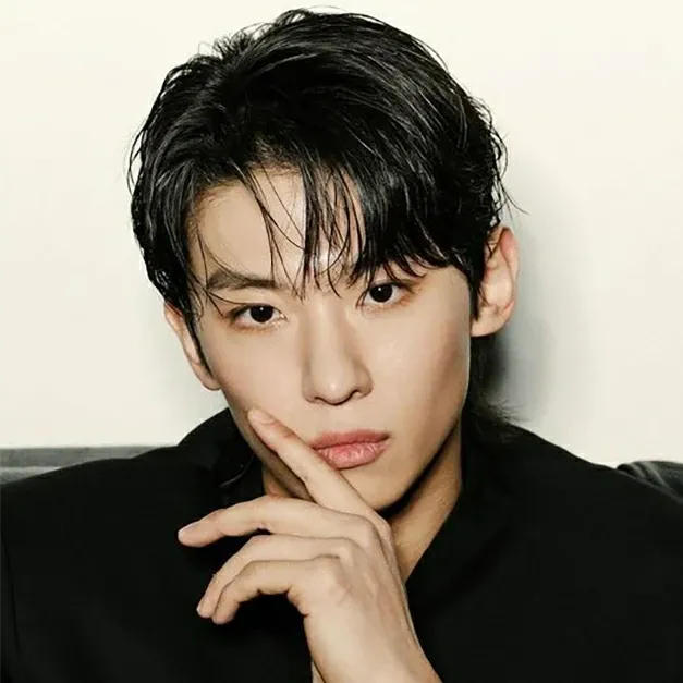 Behind-the-scenes cut of Dex