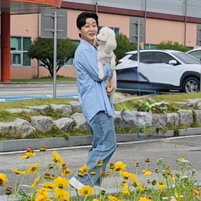 Recent activity shot of Min Soohyun