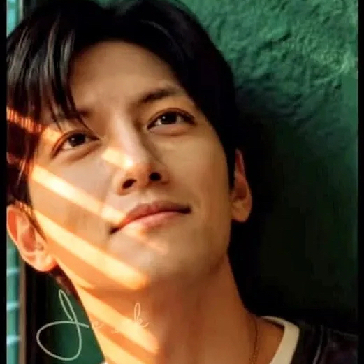 Latest photo of Ji Changwook