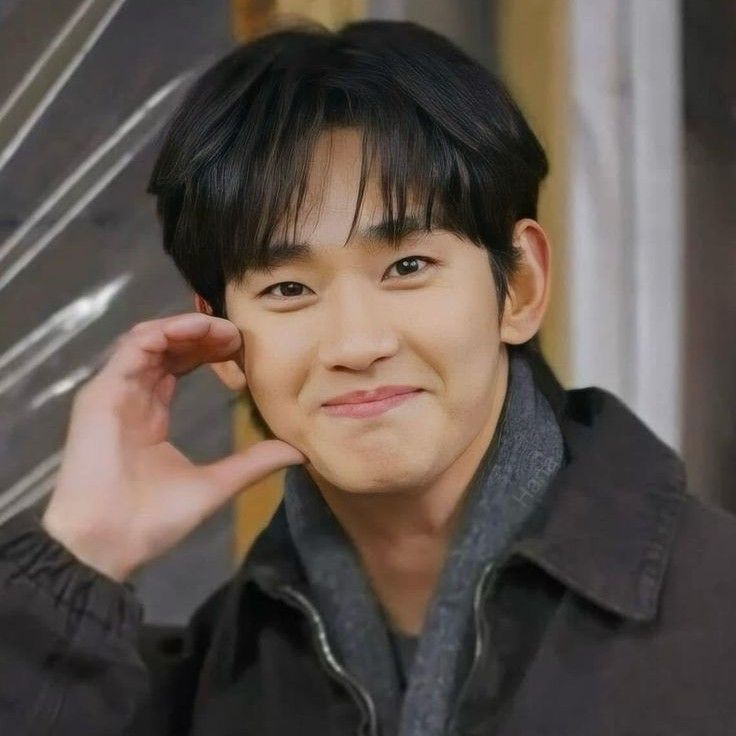 Latest photo of Kim Soohyun