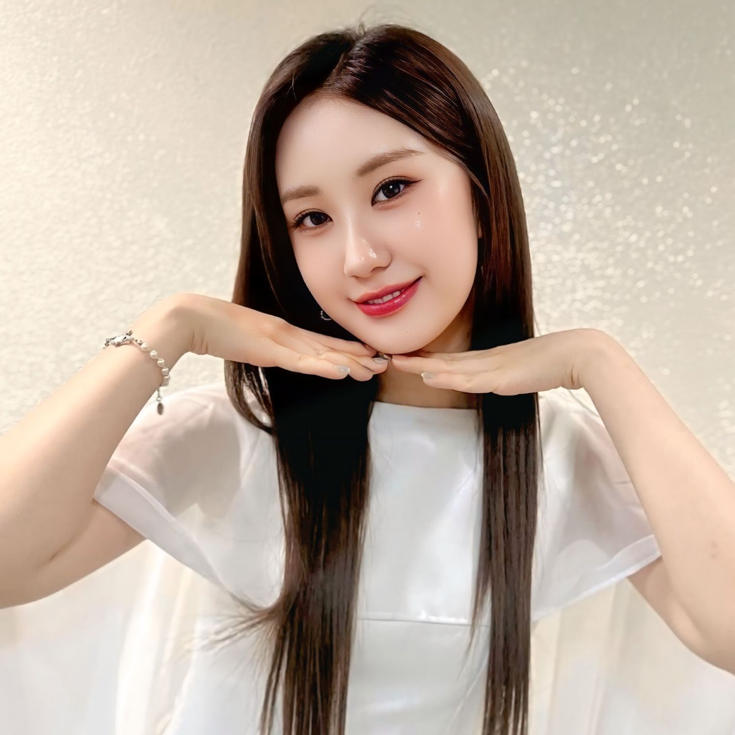 Foto terbaru dari Jeon Yujin