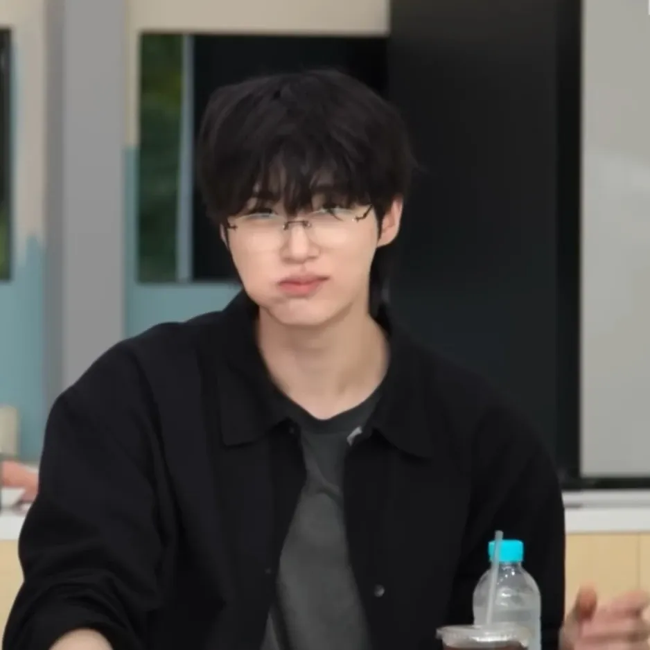 A moment captured by a fan of Byeon Wooseok