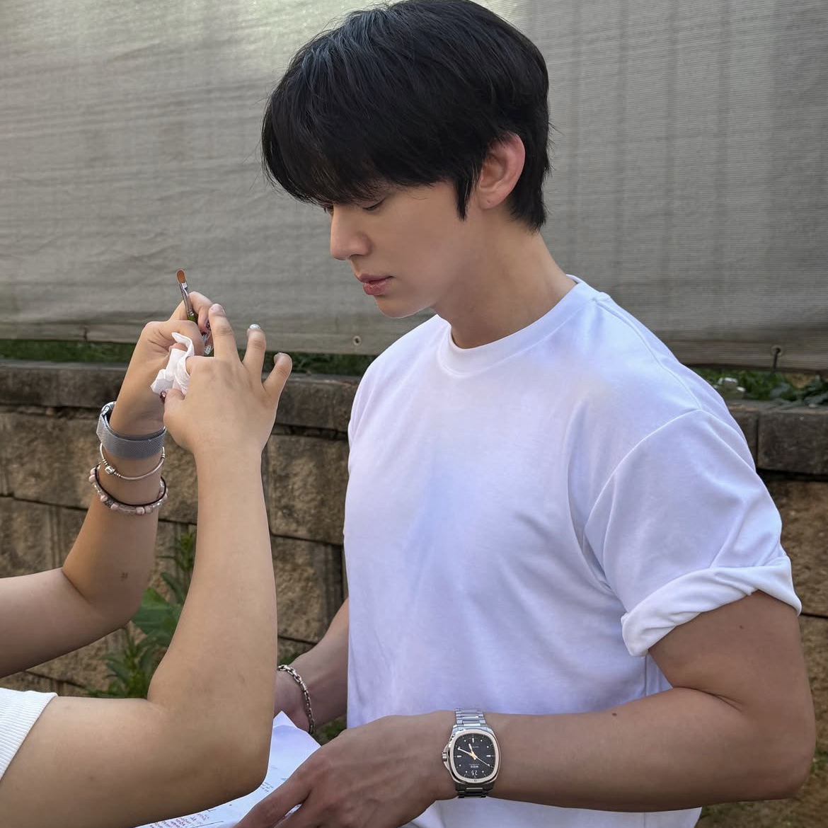 Behind-the-scenes cut of Ahn Jaehyun