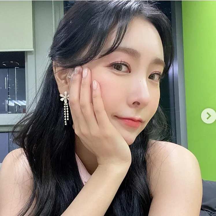 팬들이 사랑한 인기 셀럽 게시글
