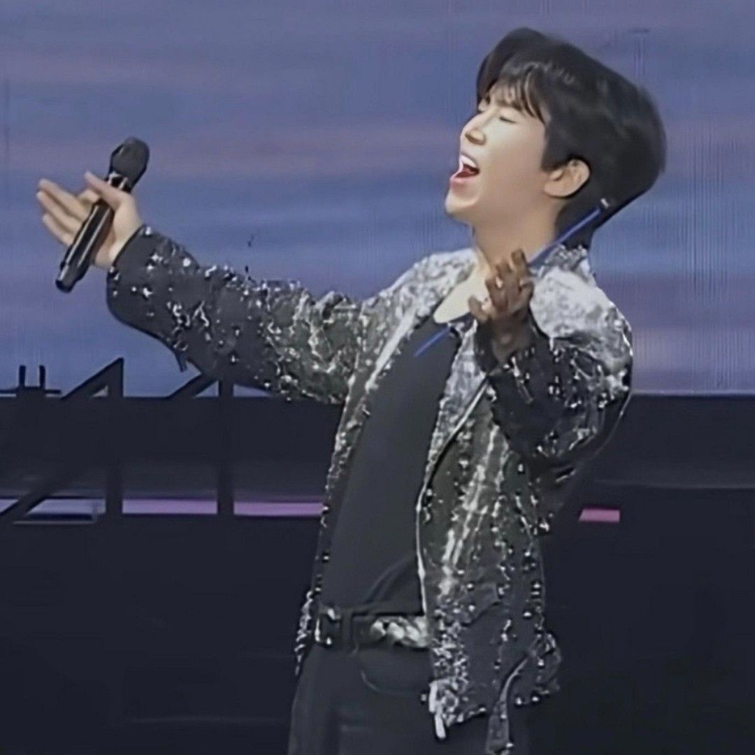 Foto kegiatan terbaru dari Lim Youngwoong