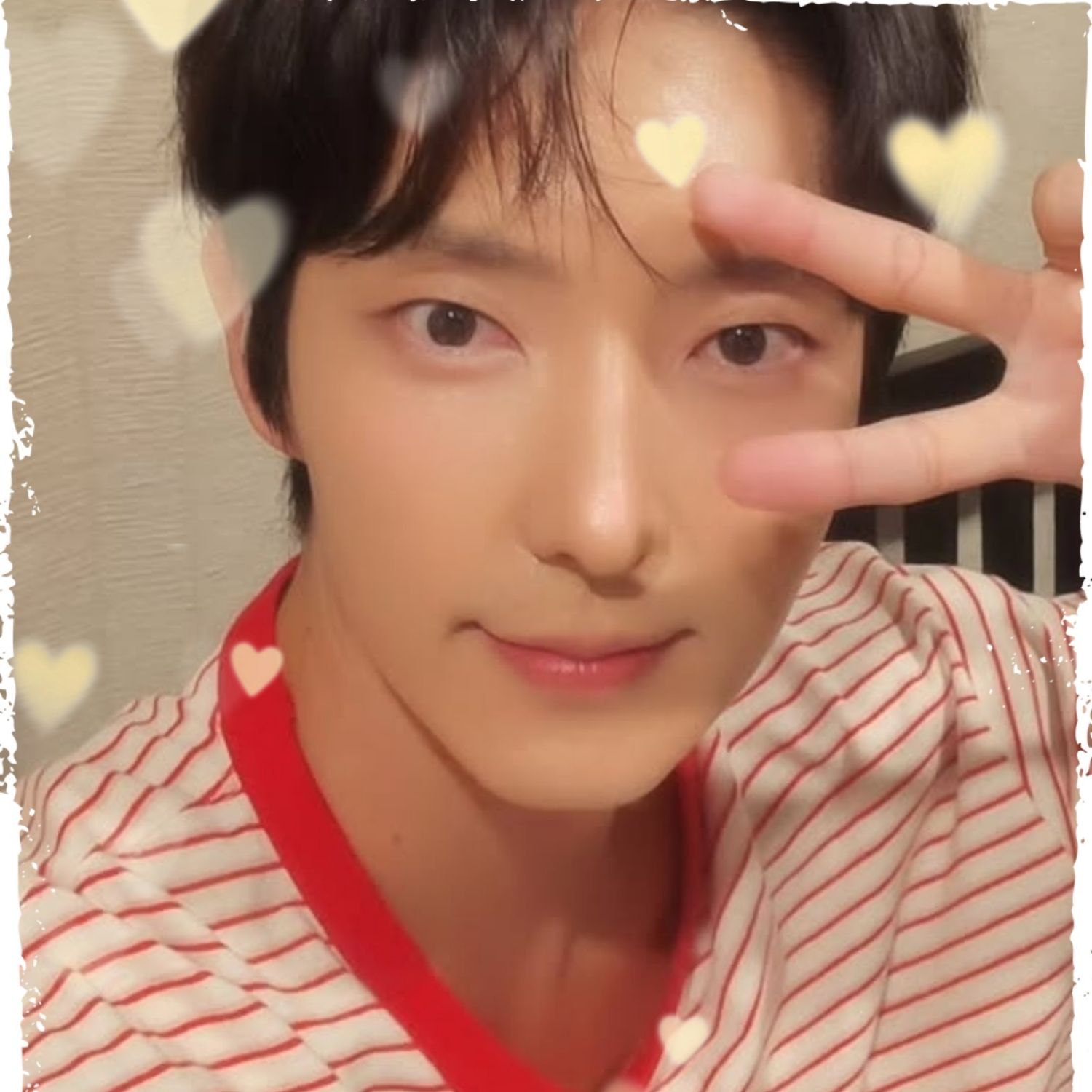 Behind-the-scenes cut of Lee Joongi