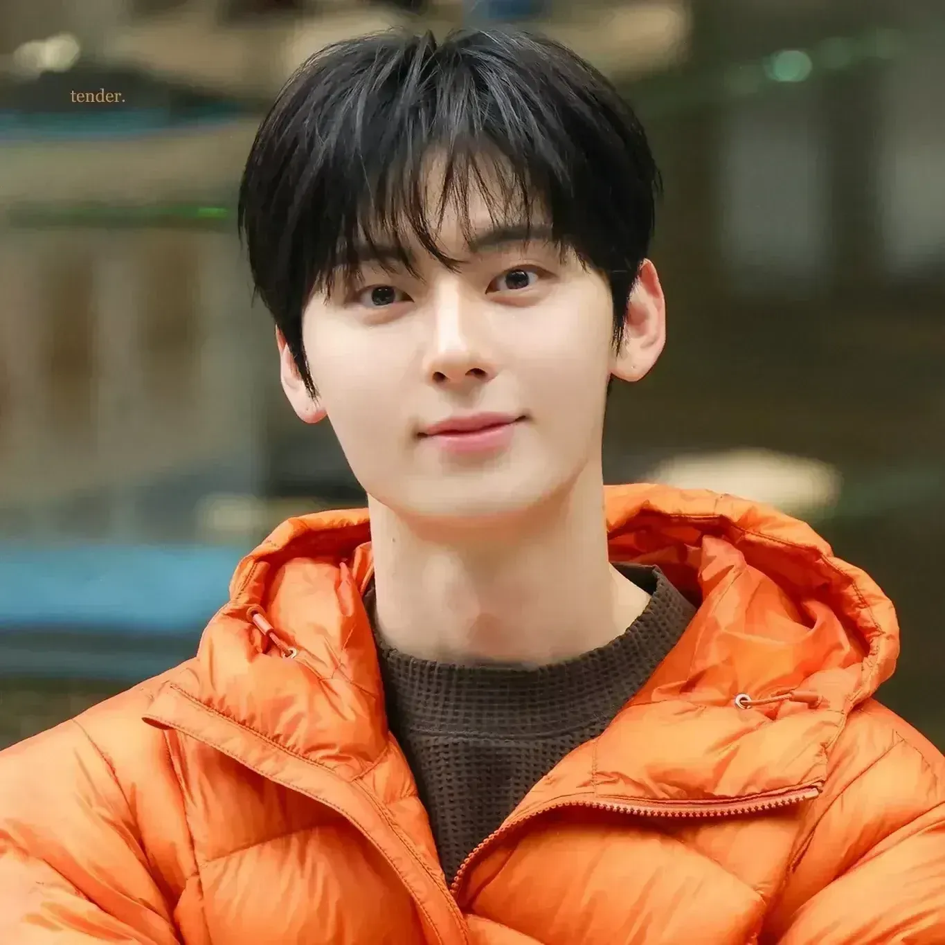 A moment captured by a fan of Hwang Minhyun