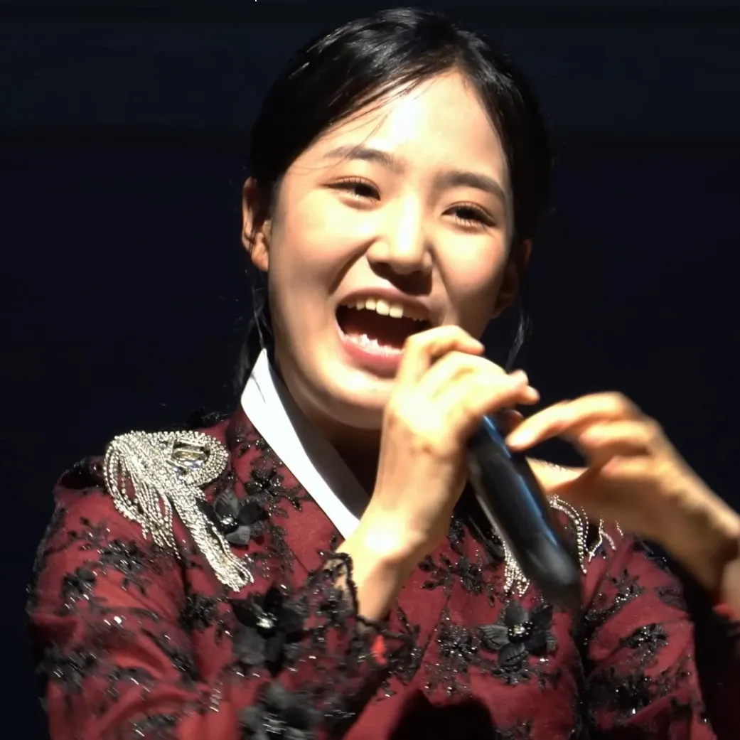 김태연의 비하인드 컷
