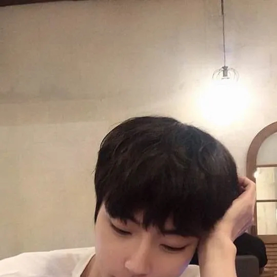 Latest photo of Hwang Inyoup