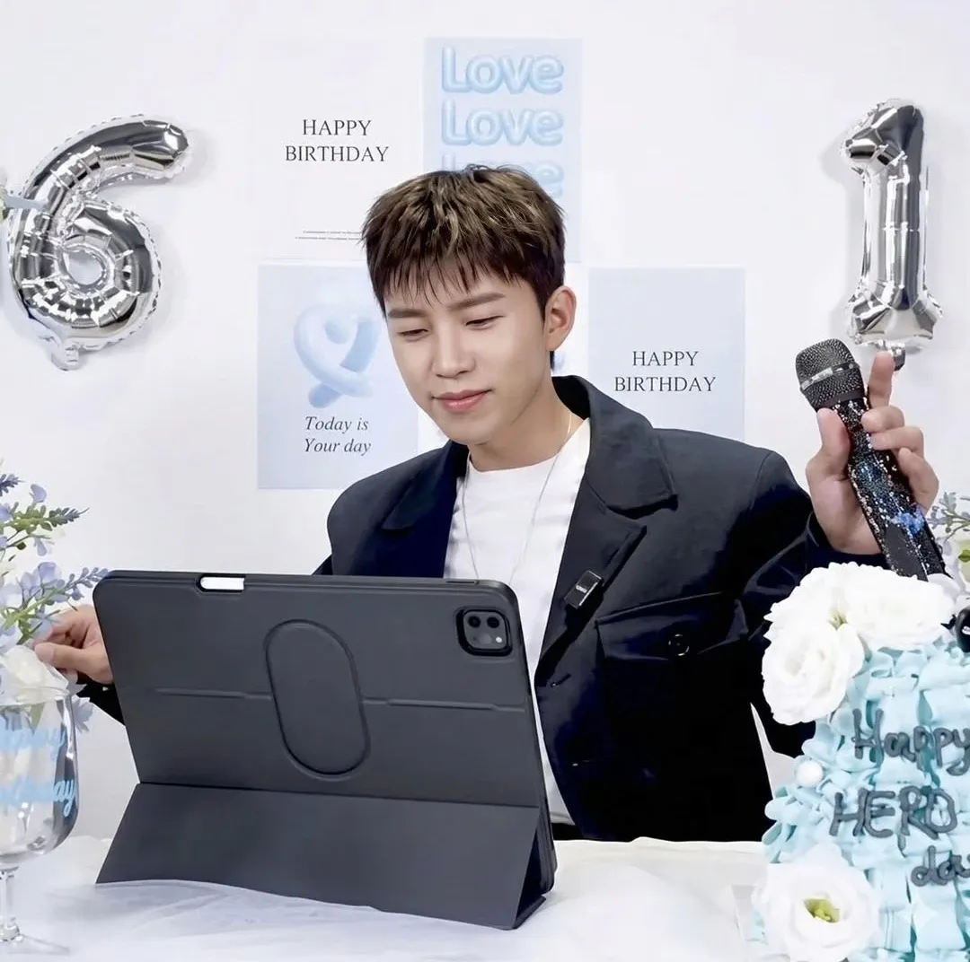 Latest photo of Lim Youngwoong