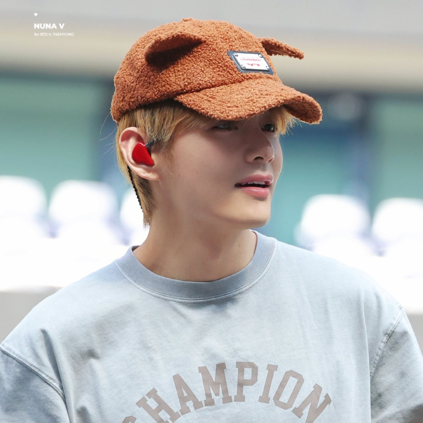 Recent activity shot of Kim Taehyung (V)