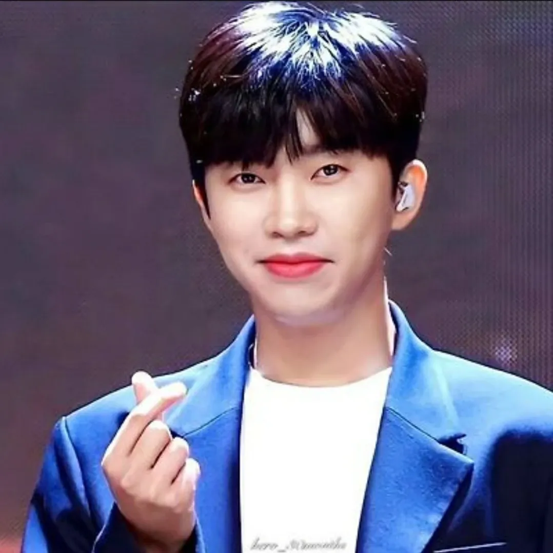 Momen yang diabadikan oleh penggemar Lim Youngwoong
