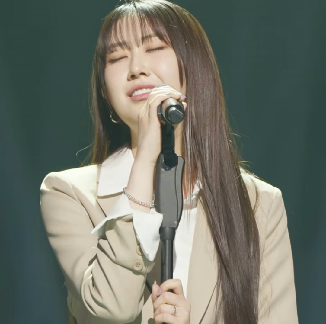 Foto terbaru dari Jeon Yujin