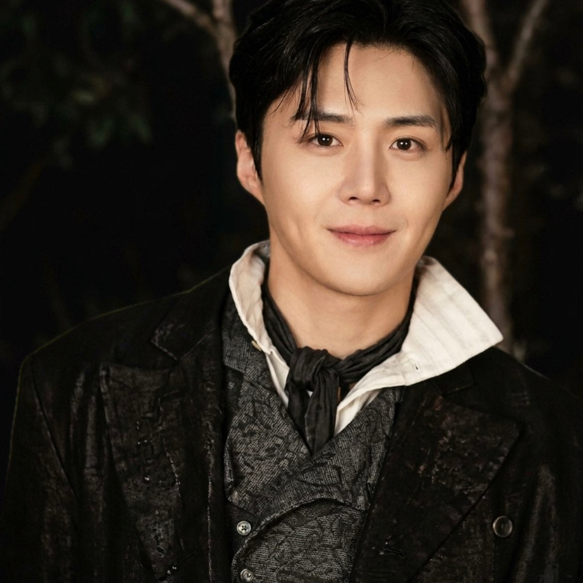Behind-the-scenes cut of Kim Seonho