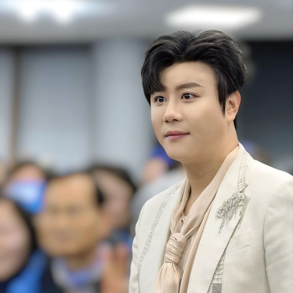 Latest photo of Jin Haesung