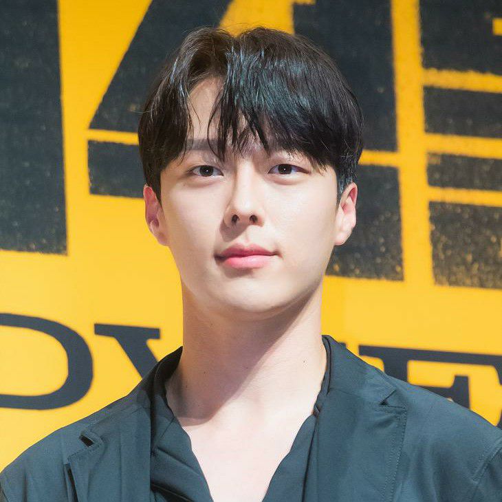 Cuplikan di balik layar dari Jang Kiyong