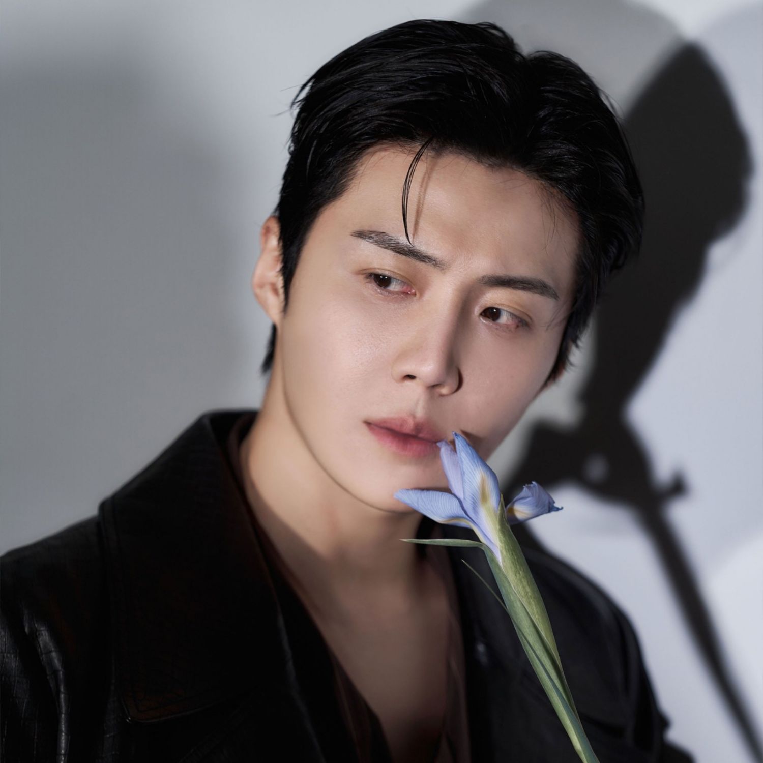 Behind-the-scenes cut of Kim Seonho