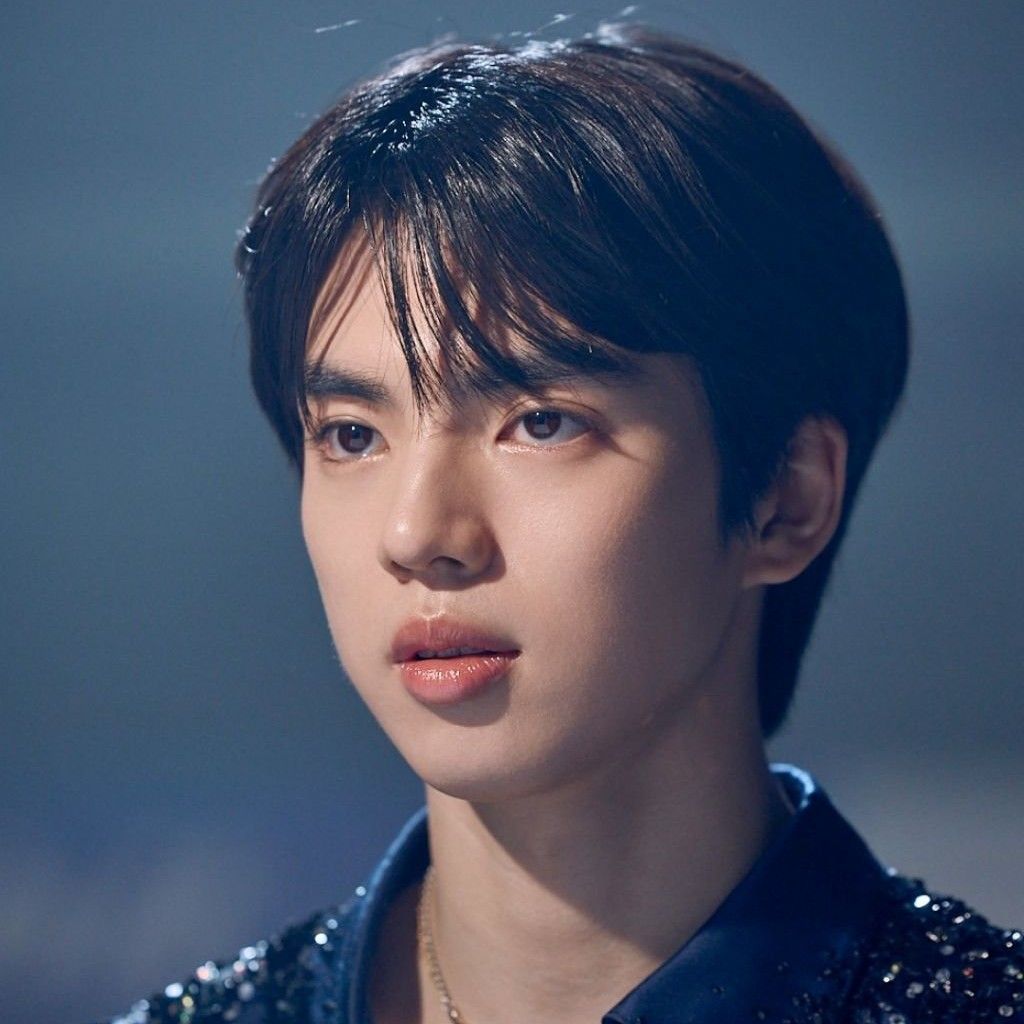 A moment captured by a fan of Cha Junhwan