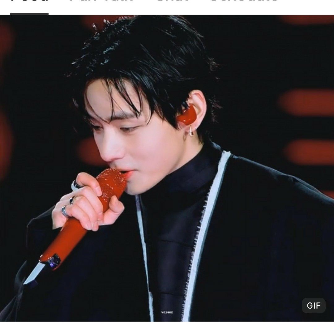 김태형 (뷔)의 최신 사진