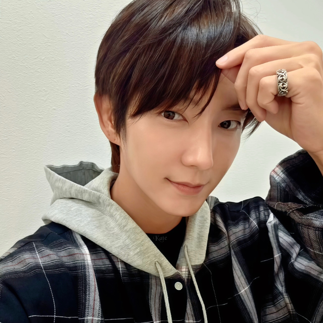 Behind-the-scenes cut of Lee Joongi