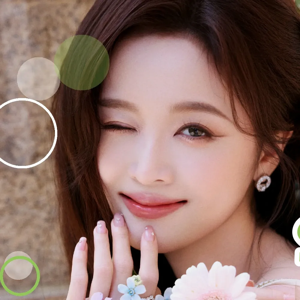 A moment captured by a fan of Wu Xuanyi