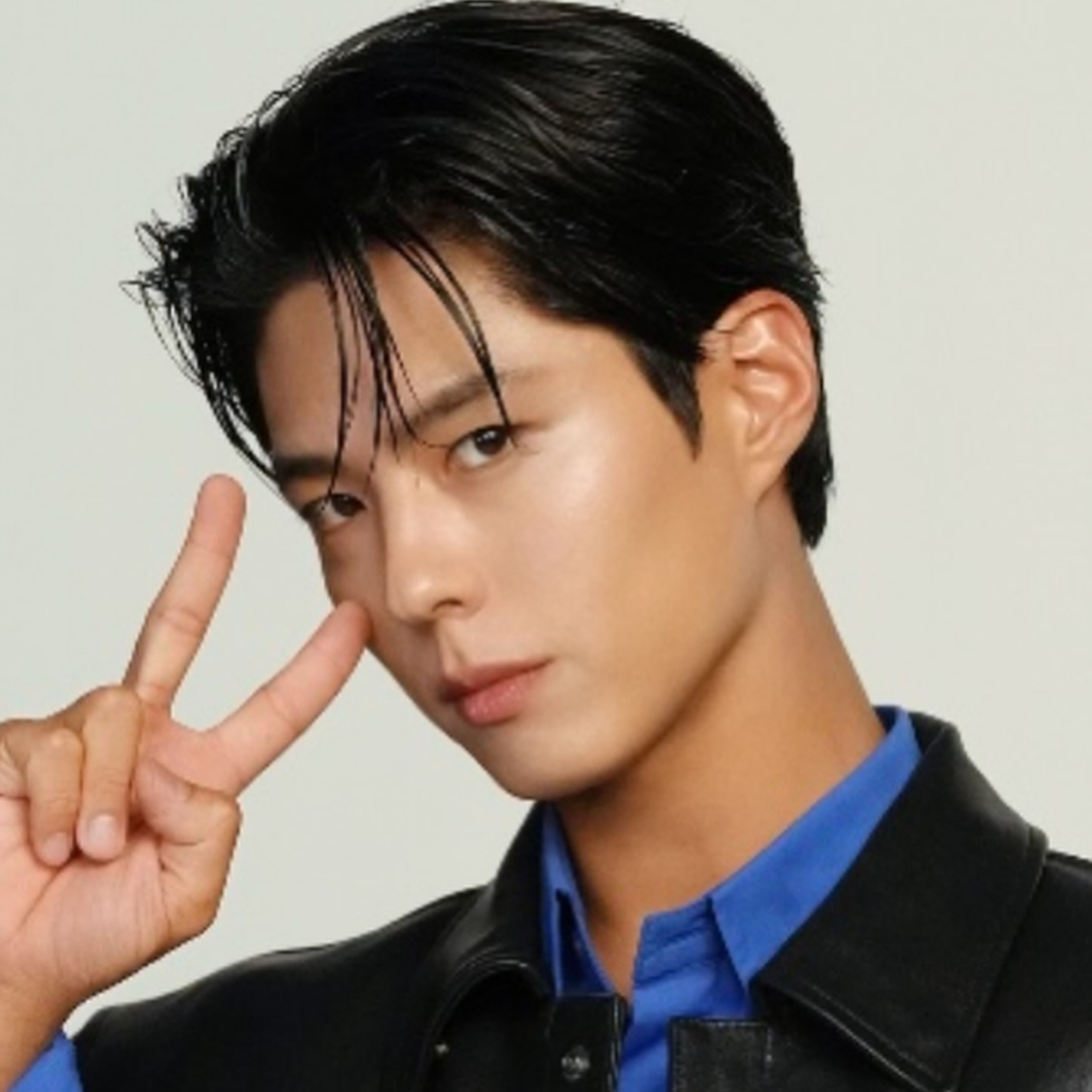 Behind-the-scenes cut of Park Bogum